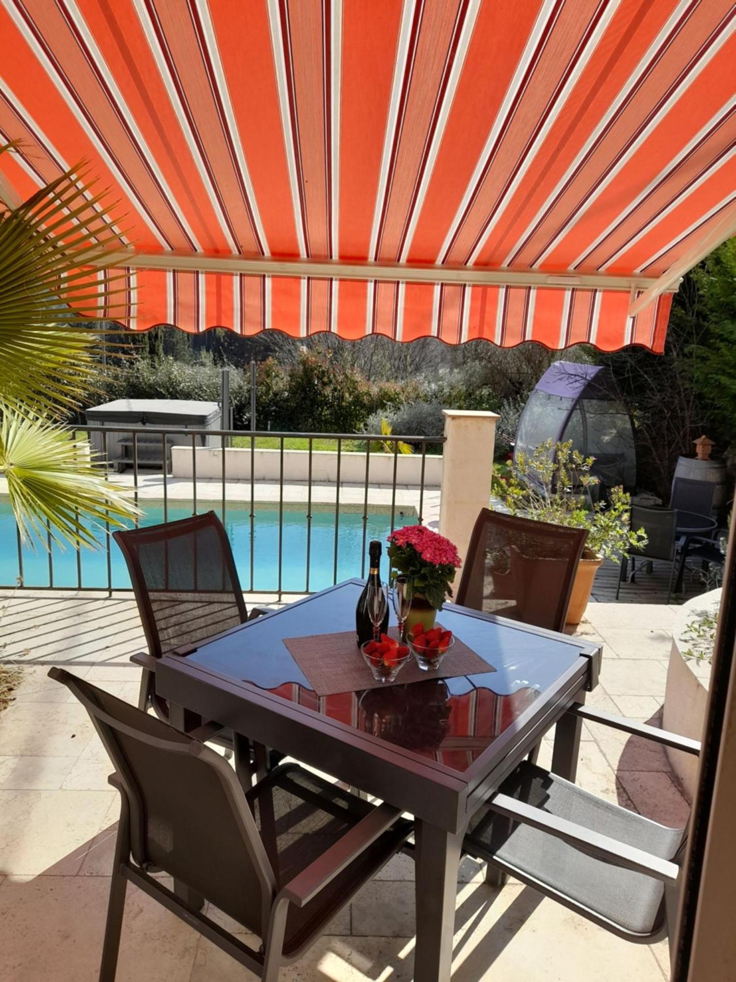Villa Azur Lorgues Bagian luar foto